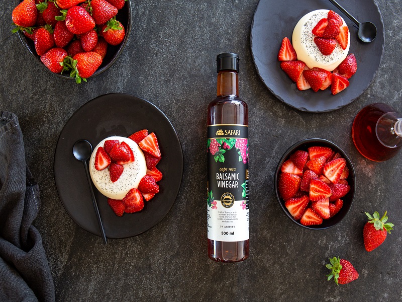 Vanilla panna cotta with balsamic macerated strawberries